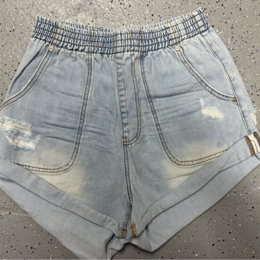 One Teaspoon Light Wash Jean Shorts